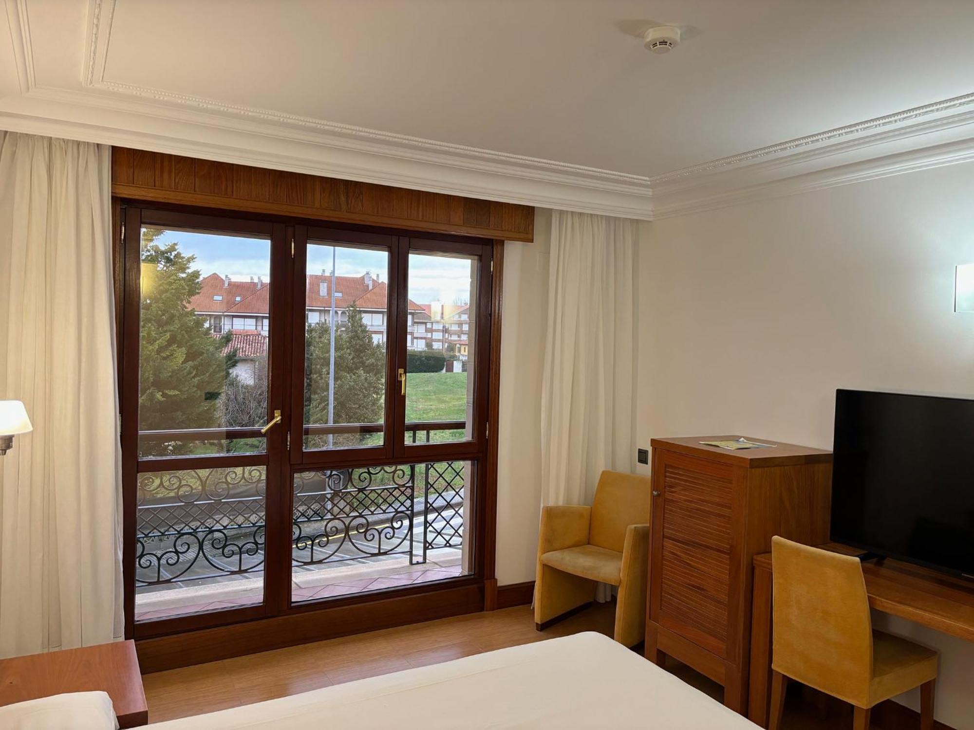 Gran Hotel Liber & Spa Playa Golf Ноха Экстерьер фото